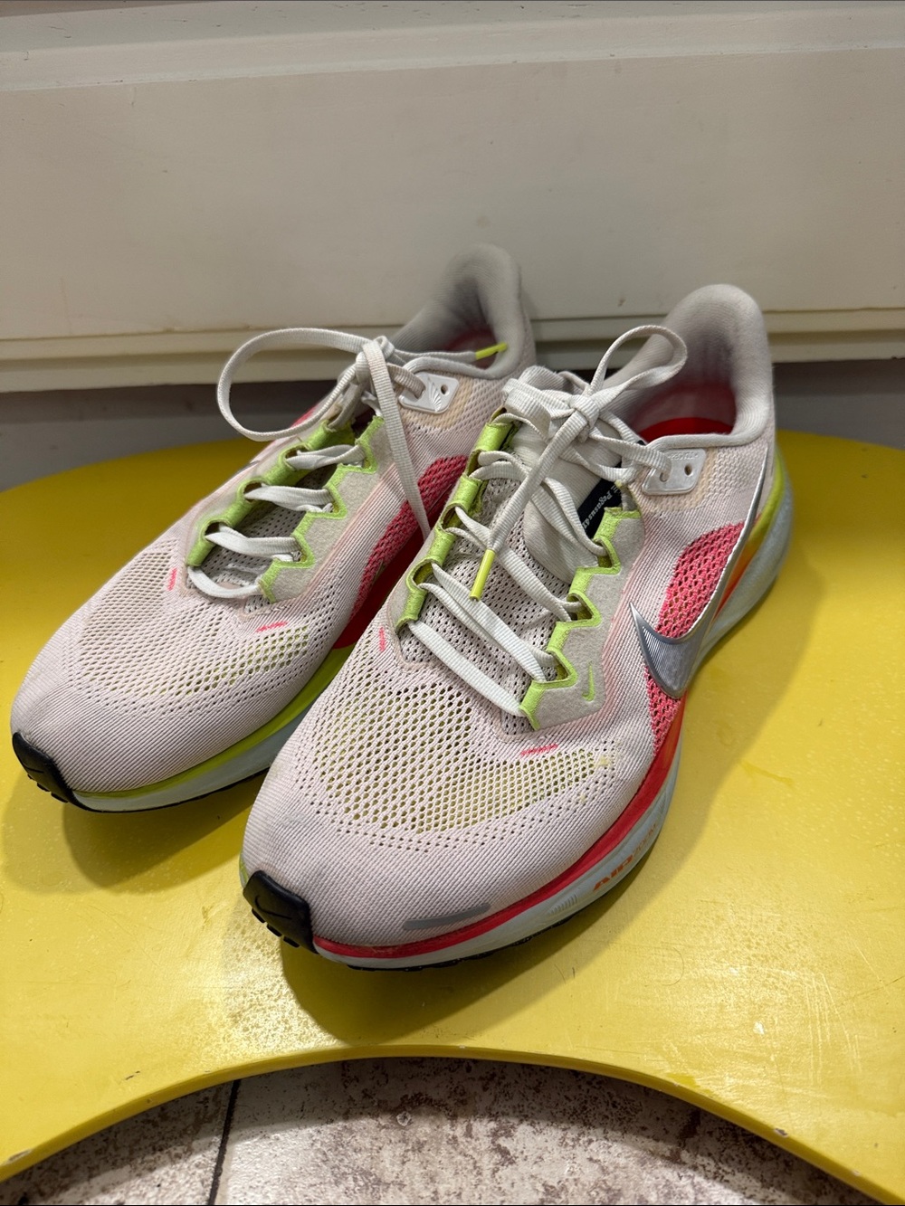 Nike Men’s Running Shoes in White with hot orange & Lime Highlights